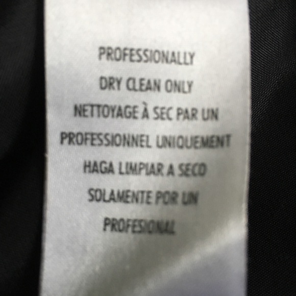 CASUAL CORNER Set of top and skirt. Petite 4 - Picture 6 of 6